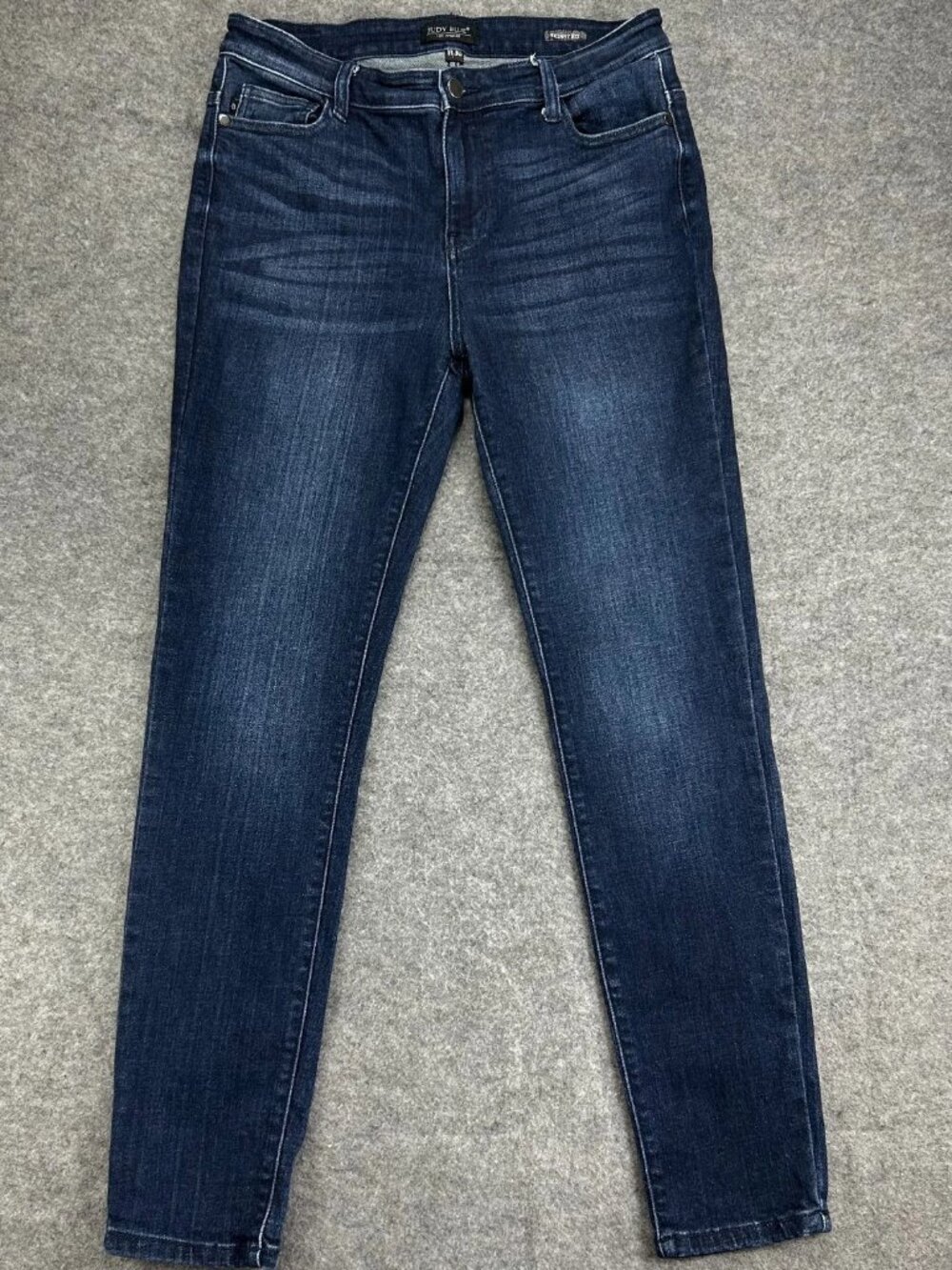 Judy Blue Skinny Fit Jeans Womens 11x30 Dark Blue Denim Mid Rise Stretch Whisker